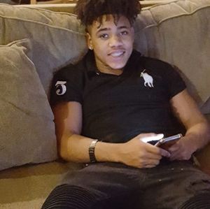 Meet your Posher, Eloise